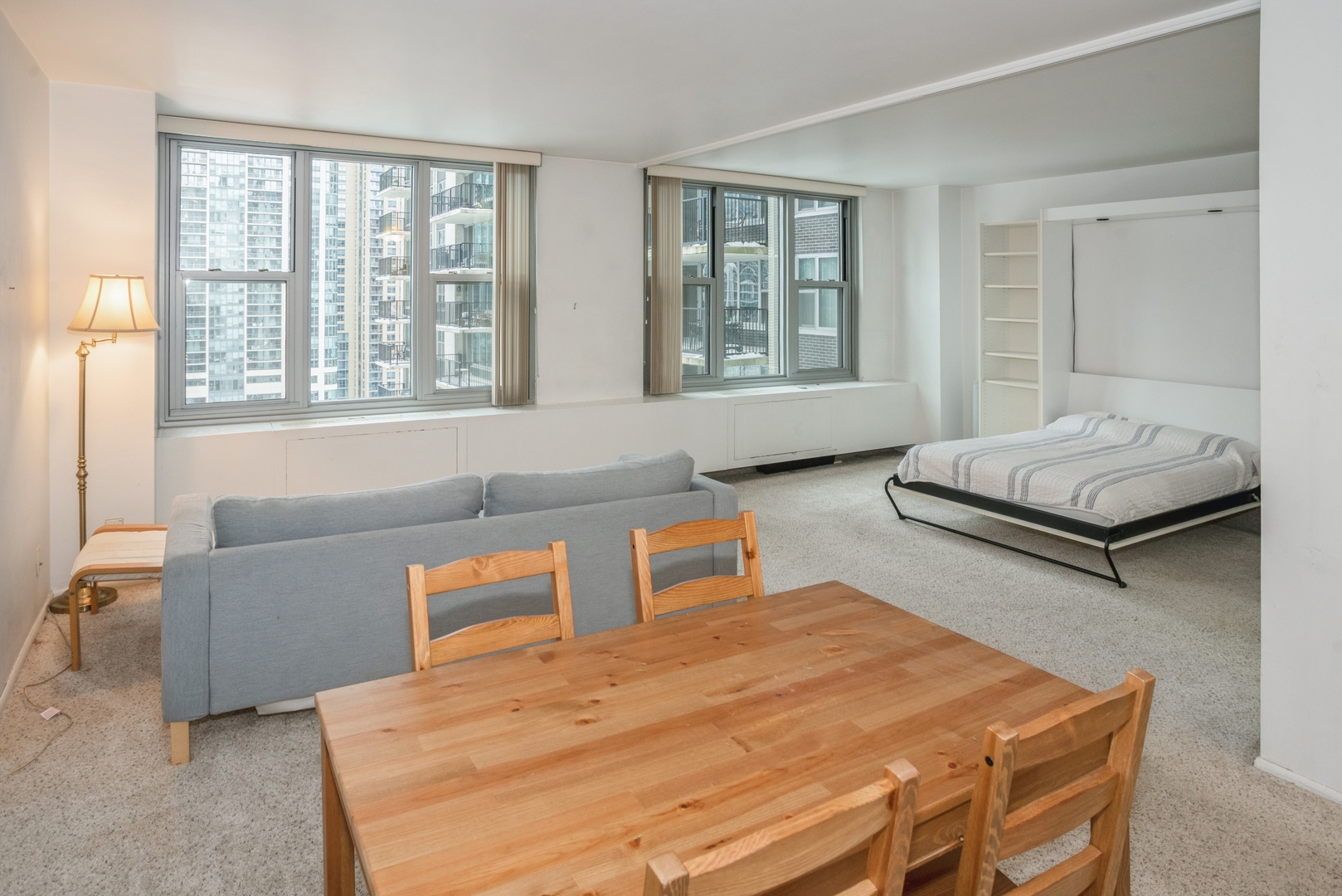 400 E Randolph Street 2314