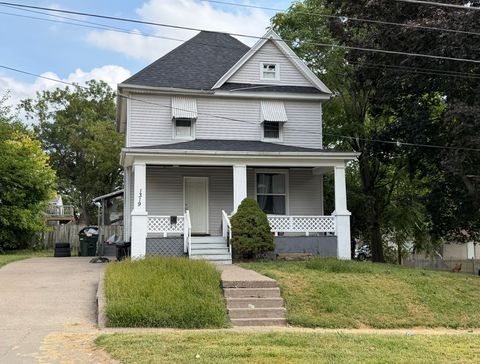 Photo of 1319 Warren Street, Davenport, IA 52804 (MLS # 12591472)
