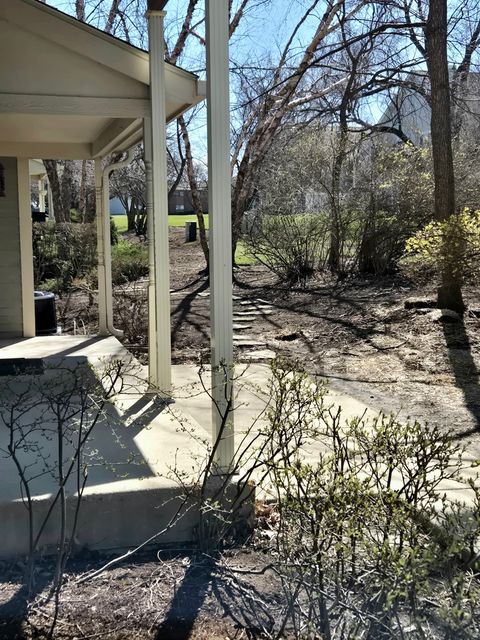 Tiny photo for 308 Windsor Court #C, South Elgin, IL 60177 (MLS # 12580013)