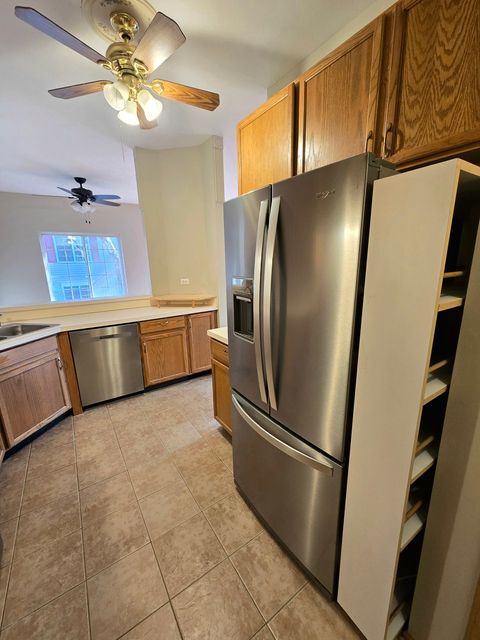 Tiny photo for 308 Windsor Court #C, South Elgin, IL 60177 (MLS # 12580013)