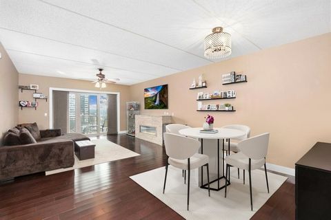 Tiny photo for 8727 W Bryn Mawr Avenue #606, Chicago, IL 60631 (MLS # 12581437)