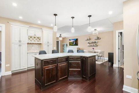 Tiny photo for 8727 W Bryn Mawr Avenue #606, Chicago, IL 60631 (MLS # 12581437)