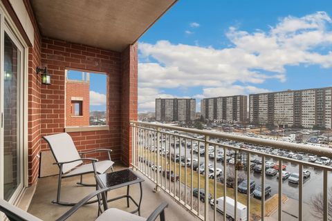 Tiny photo for 8727 W Bryn Mawr Avenue #606, Chicago, IL 60631 (MLS # 12581437)