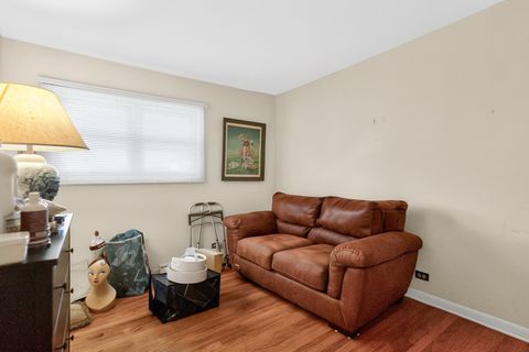 Tiny photo for 423 S Yale Avenue, Addison, IL 60101 (MLS # 12614321)
