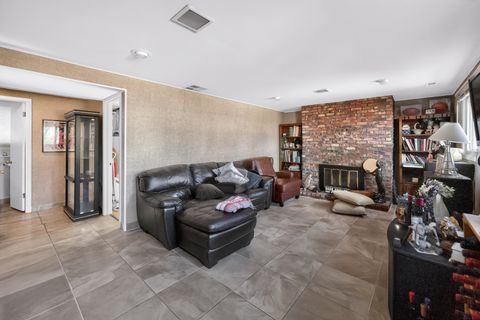 Tiny photo for 423 S Yale Avenue, Addison, IL 60101 (MLS # 12614321)