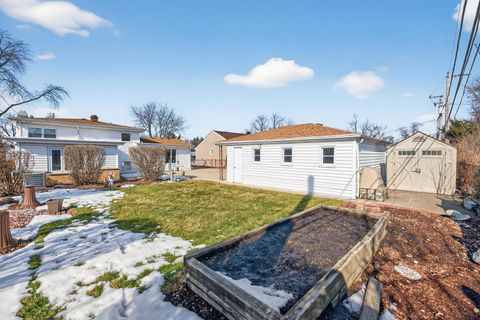 Tiny photo for 423 S Yale Avenue, Addison, IL 60101 (MLS # 12614321)