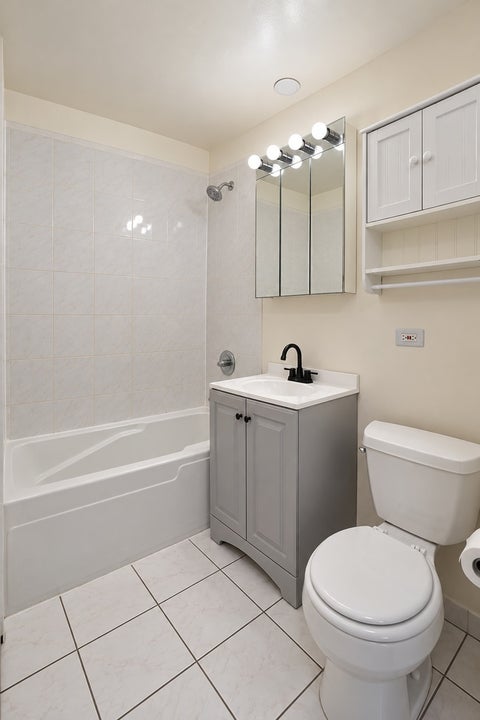 Tiny photo for 4306 N Keystone Avenue #303, Chicago, IL 60641 (MLS # 12795525)