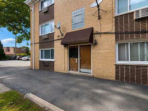 Tiny photo for 4306 N Keystone Avenue #303, Chicago, IL 60641 (MLS # 12795525)