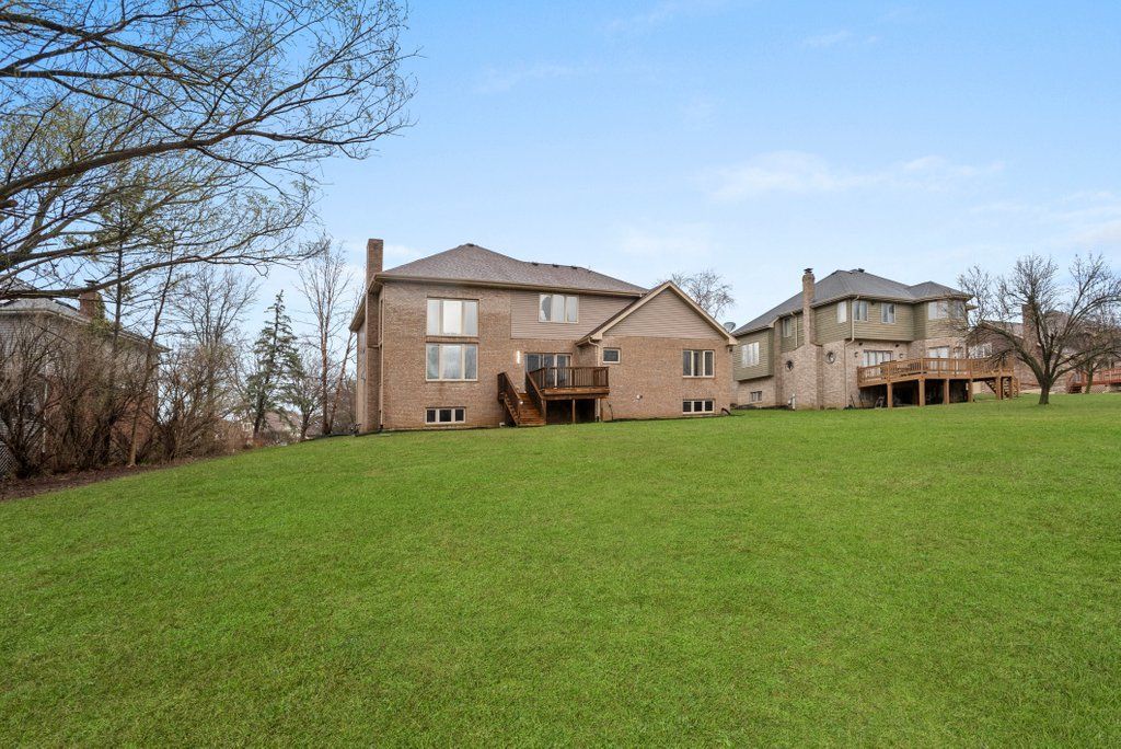 listing image 64