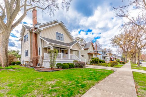 440 8th Avenue La Grange IL 60525