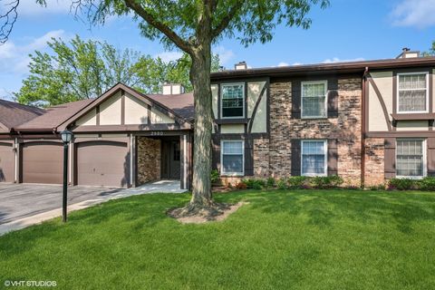 2980 Northampton Drive A2 Rolling Meadows IL 60008