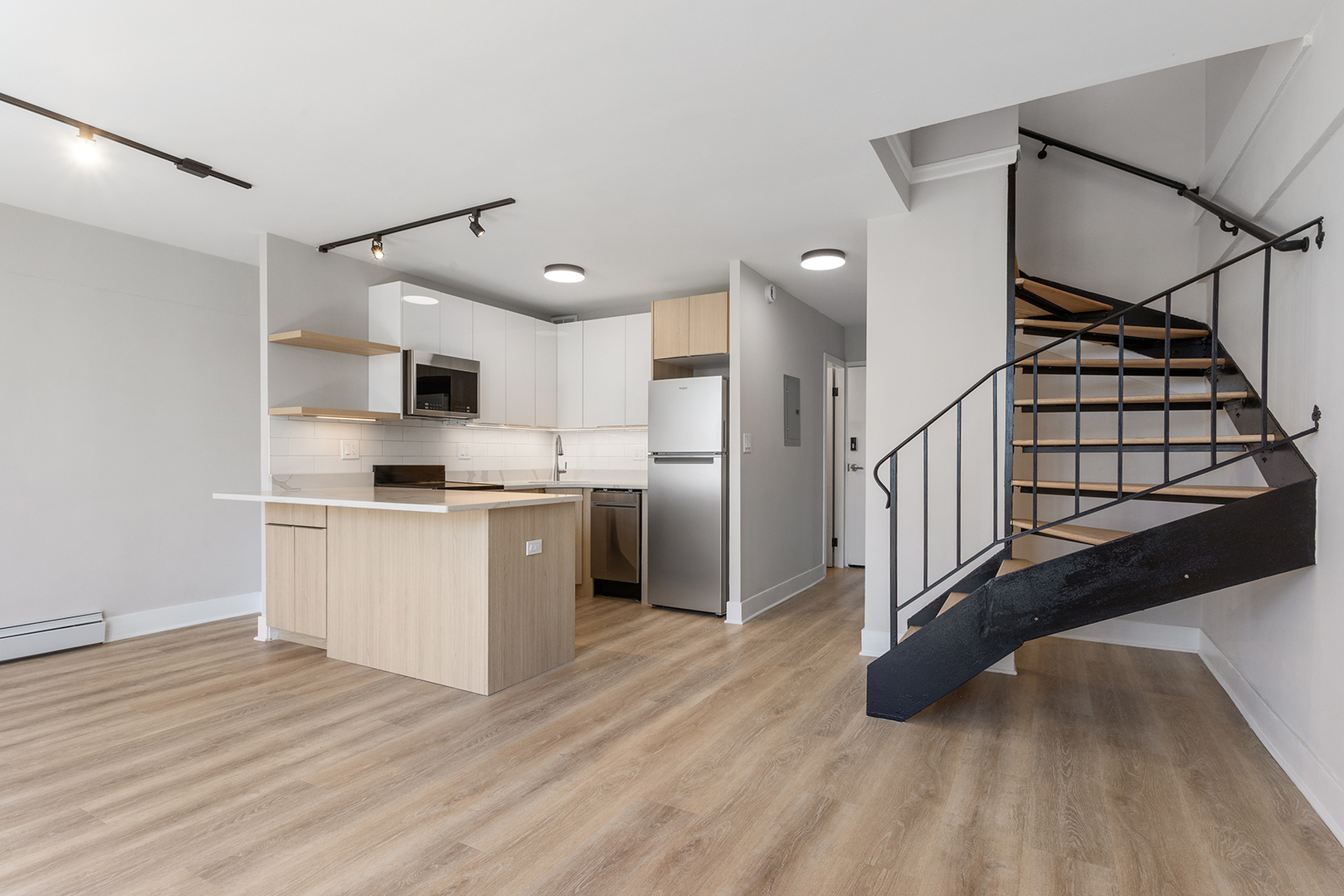 6166 N Sheridan Road 28J