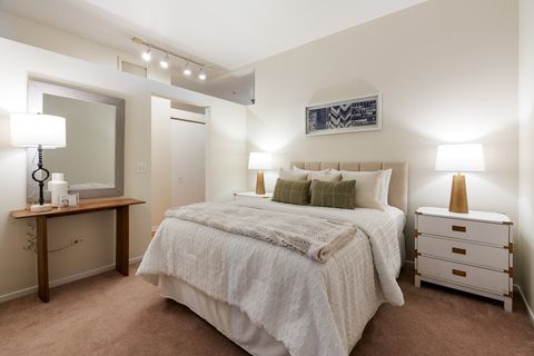 Tiny photo for 208 W WASHINGTON Street #1909, Chicago, IL 60606 (MLS # 12550709)