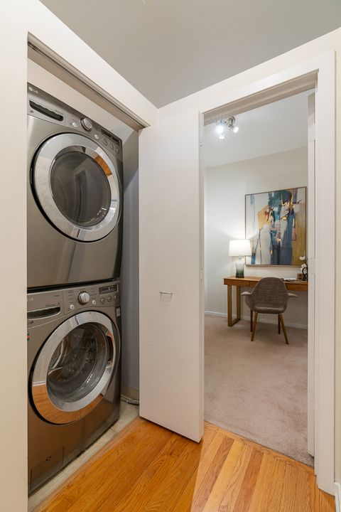 Tiny photo for 208 W WASHINGTON Street #1909, Chicago, IL 60606 (MLS # 12550709)