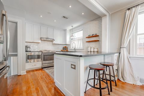 Tiny photo for 501 S Catherine Avenue, La Grange, IL 60525 (MLS # 12524795)