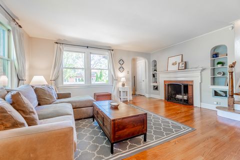 Tiny photo for 501 S Catherine Avenue, La Grange, IL 60525 (MLS # 12524795)