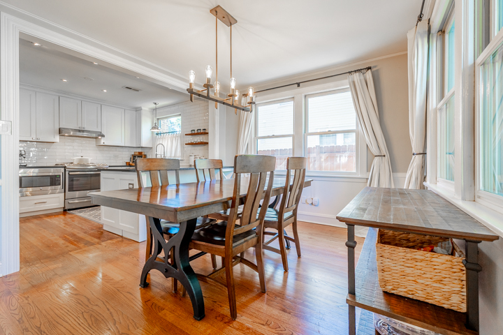 La Grange, Illinois 60525, United States, 3 Bedrooms Bedrooms, ,2 BathroomsBathrooms,Residential,Active,249390