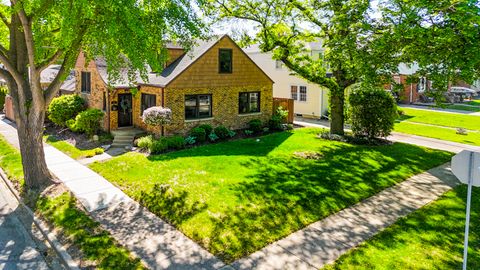 Tiny photo for 501 S Catherine Avenue, La Grange, IL 60525 (MLS # 12524795)