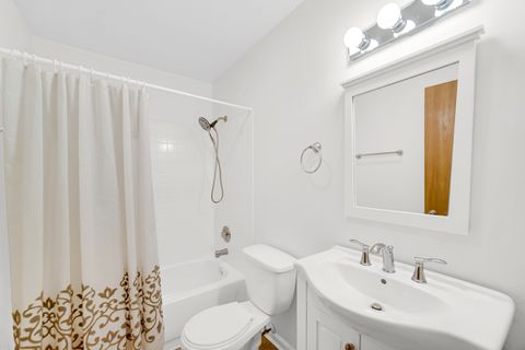 Tiny photo for 535 NORMANDIE Lane #535, Round Lake Beach, IL 60073 (MLS # 12492890)