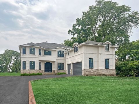 Photo of 1851 Oakwood Road, Northbrook, IL 60062 (MLS # 12398522)