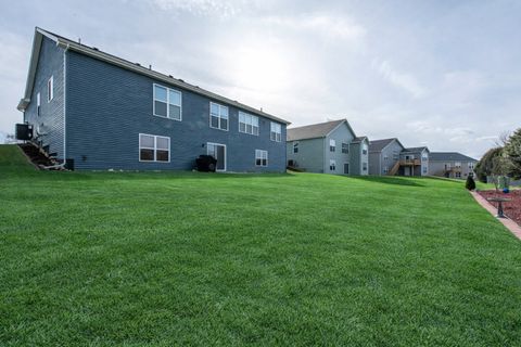 Tiny photo for 2214 Truman Trail, McHenry, IL 60051 (MLS # 12580745)