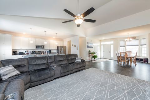 Tiny photo for 2214 Truman Trail, McHenry, IL 60051 (MLS # 12580745)