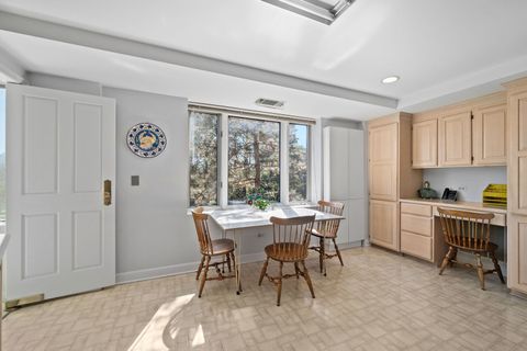 Tiny photo for 601 Mulberry Place #3B, Highland Park, IL 60035 (MLS # 12626015)