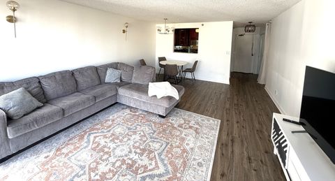 Tiny photo for 33 W Delaware Place #9D, Chicago, IL 60610 (MLS # 12474982)