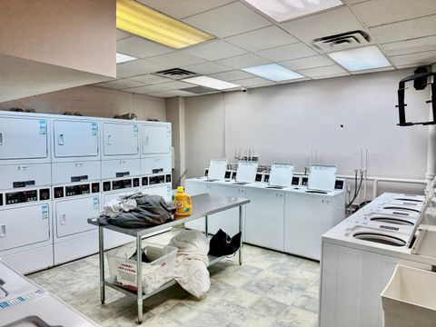 Tiny photo for 33 W Delaware Place #9D, Chicago, IL 60610 (MLS # 12474982)