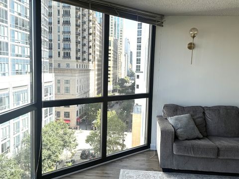 Tiny photo for 33 W Delaware Place #9D, Chicago, IL 60610 (MLS # 12474982)