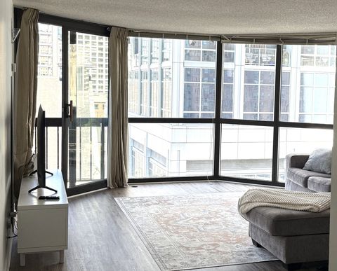 Tiny photo for 33 W Delaware Place #9D, Chicago, IL 60610 (MLS # 12474982)