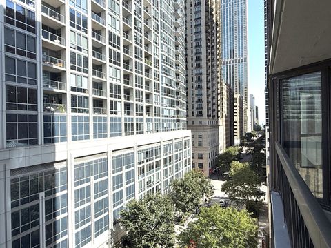 Tiny photo for 33 W Delaware Place #9D, Chicago, IL 60610 (MLS # 12474982)