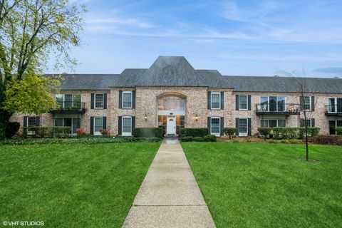 A home in Burr Ridge