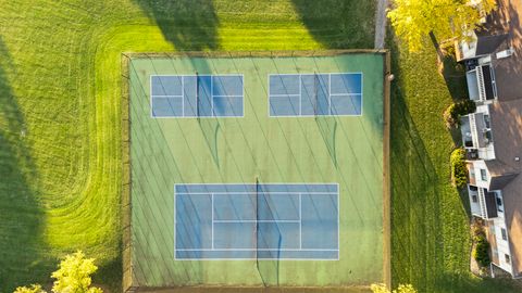 Tiny photo for 1168 Northbury Lane #B1, Wheeling, IL 60090 (MLS # 12529762)