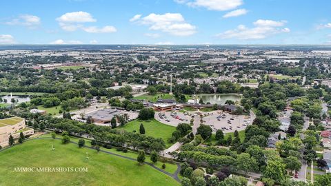 Tiny photo for 141 N Lancaster Drive, Bolingbrook, IL 60440 (MLS # 12453890)