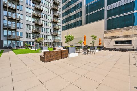 Tiny photo for 565 W Quincy Street #704, Chicago, IL 60661 (MLS # 12598782)