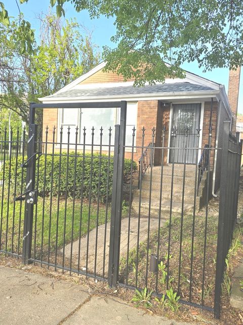 Photo of 6801 S Hermitage Avenue, Chicago, IL 60636 (MLS # 12619371)