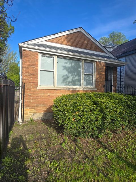 Tiny photo for 6801 S Hermitage Avenue, Chicago, IL 60636 (MLS # 12619371)