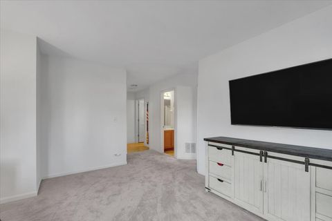 Tiny photo for 536 Richard Brown Boulevard, Volo, IL 60073 (MLS # 12544775)