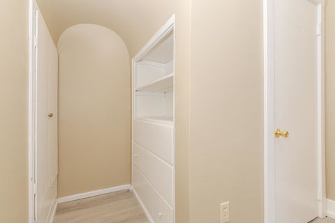 Tiny photo for 706 N Prairie Street, Bloomington, IL 61701 (MLS # 12615778)