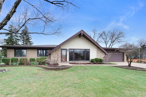 Photo of 21W301 Par Lane, Itasca, IL 60143 (MLS # 12617476)