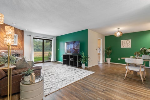 Tiny photo for 704 Elizabeth Drive #B, Wood Dale, IL 60191 (MLS # 12766577)