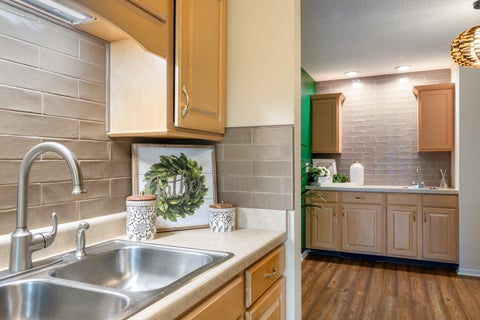 Tiny photo for 704 Elizabeth Drive #B, Wood Dale, IL 60191 (MLS # 12766577)