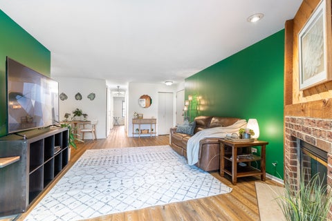 Tiny photo for 704 Elizabeth Drive #B, Wood Dale, IL 60191 (MLS # 12766577)