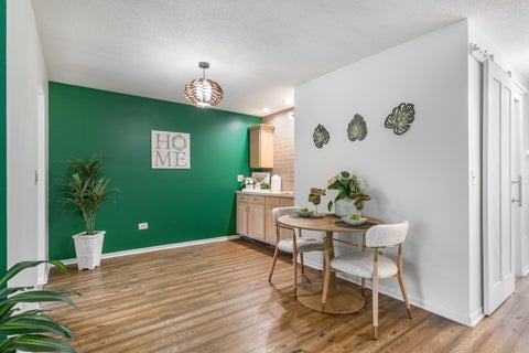 Tiny photo for 704 Elizabeth Drive #B, Wood Dale, IL 60191 (MLS # 12766577)