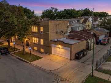 3058 N Lotus Avenue Chicago IL 60641