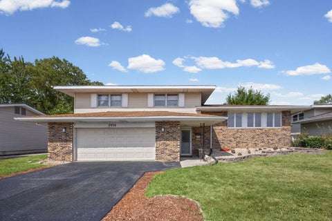 Photo of 2936 193RD Street, Lansing, IL 60438 (MLS # 12757642)