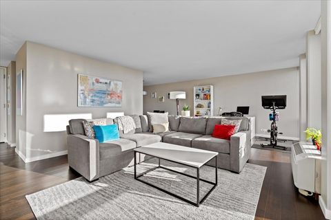 Tiny photo for 111 E Chestnut Street #34J, Chicago, IL 60611 (MLS # 12486932)