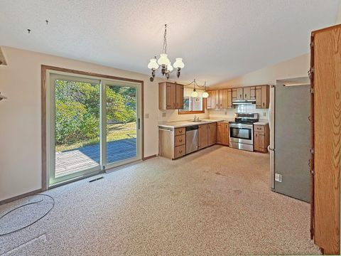 Tiny photo for 657 N Greenfield Drive, Freeport, IL 61032 (MLS # 12552926)