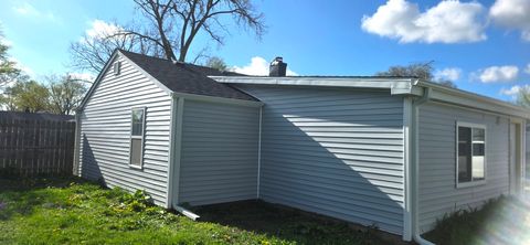 Tiny photo for 522 S SUMNER Avenue, Aurora, IL 60505 (MLS # 12622511)